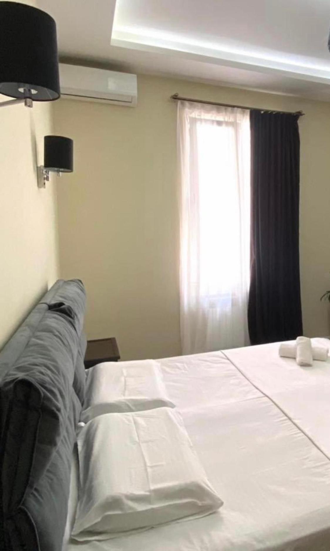 Guest House Kobuleti On Aghmashenebeli מראה חיצוני תמונה