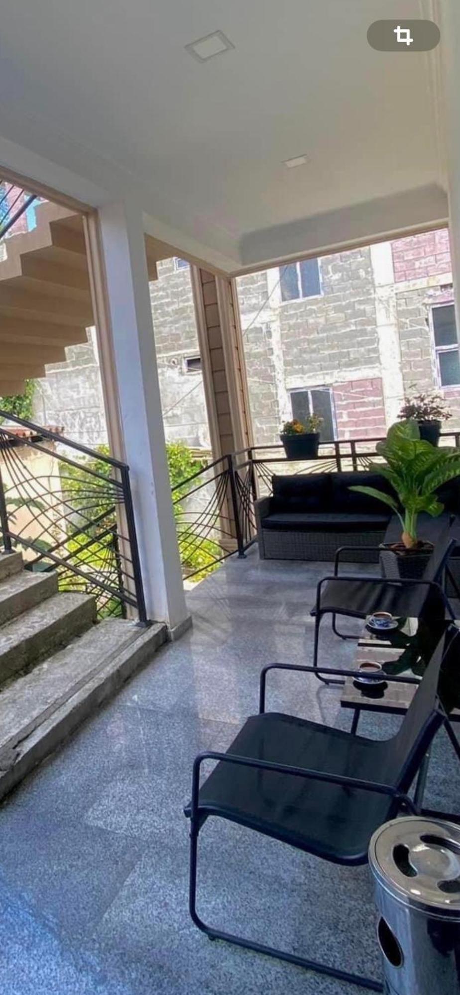 Guest House Kobuleti On Aghmashenebeli מראה חיצוני תמונה