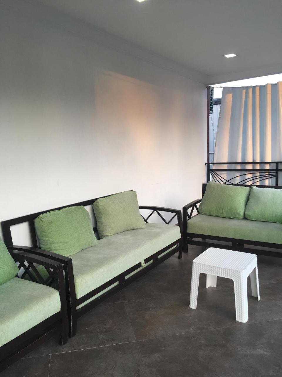 Guest House Kobuleti On Aghmashenebeli מראה חיצוני תמונה