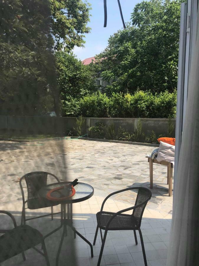 Guest House Kobuleti On Aghmashenebeli מראה חיצוני תמונה